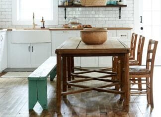 Troquer ses chaises de salle à manger pour un banc